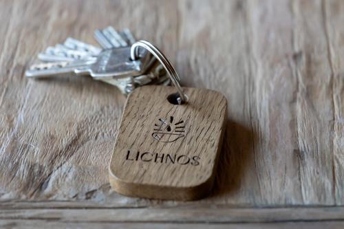 Gallery image of Lichnos Luxury Suites in Soúrpi