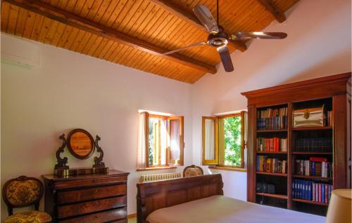 Perpustakaan di rumah percutian