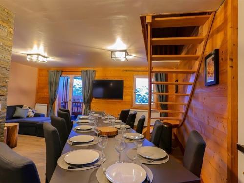 Duplex rénové à Val Thorens - 12 pers, 4 chambres, garage, proche pistes et commerces