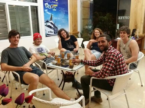 Επισκέπτες που μένουν στο The Light Hotel