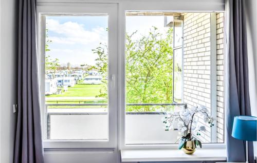 Κήπος έξω από το Awesome Apartment In Büsum Ot Westerdeichst