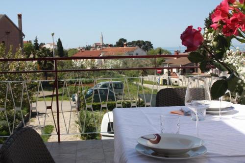 Lorena with sea view