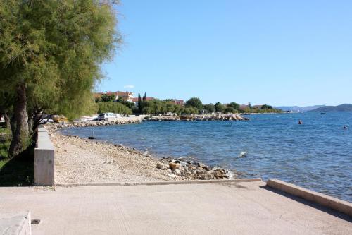Fotografia z galérie ubytovania Apartments with a parking space Srima - Vodice, Vodice - 17238 v destinácii Vodice