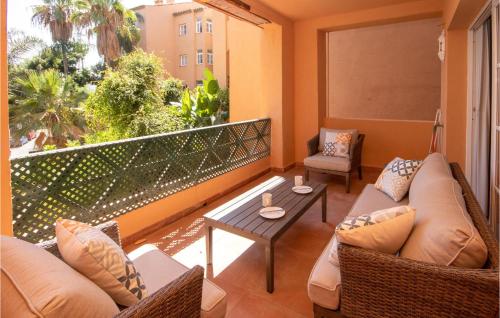 A seating area at Nice Apartment In Calahonda With Wifi