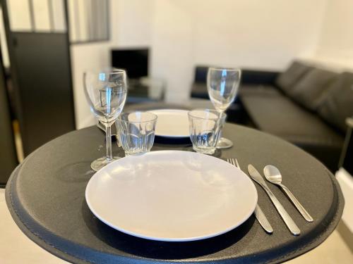 Henry I - petit appartement lumineux - 014