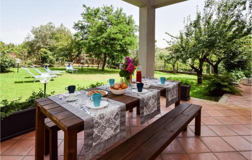 Κήπος έξω από το Cozy Home In Anguillara Sabazia