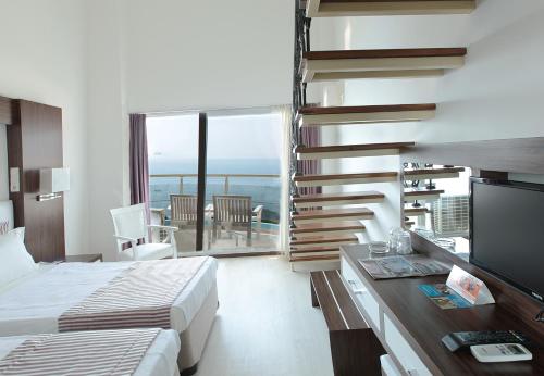 Gallery image of Arora Hotel in Kusadası