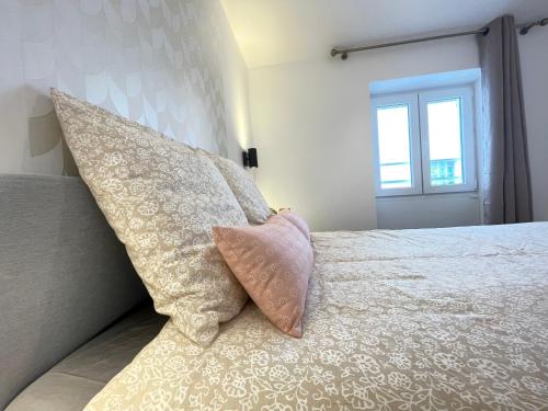 Nice Renting - FERSEN - 2 Rooms Vieil Antibes - AC - Safranier - Big Terrace photo 18