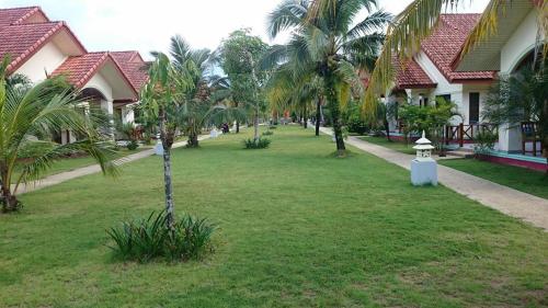 Zahrada ubytování Paradis Villa A9, Koh Kho Khao