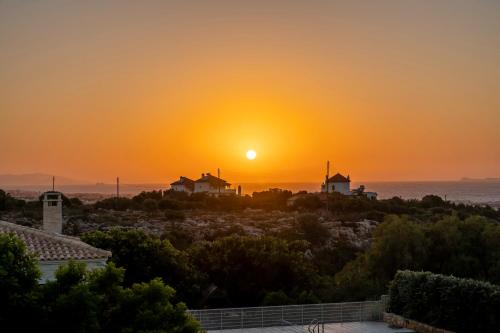 Irene Stone Villa - Private Pool - Sleeps 6