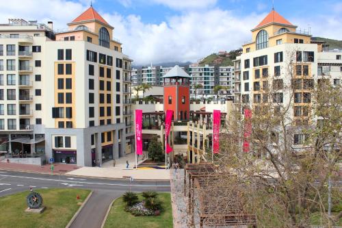 Forum Apartment by HR Madeira