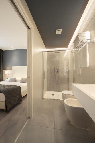 Hotel Sayonara