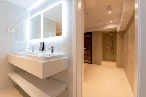 Gallery image of Aparthotel Remaneo in Promajna