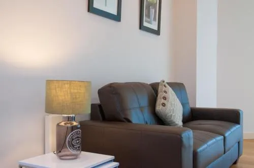 Cleyro Serviced Apartments - Finzels Reach photo 93