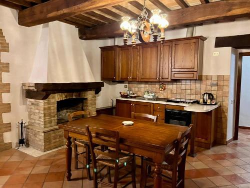 Kuchyň nebo kuchyňský kout v ubytování Agriturismo Le Querciole in Val d'Orcia
