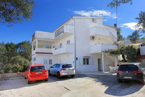 Fotografia z galérie ubytovania Apartments by the sea Slatine, Ciovo - 4871 v Trogiri