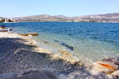 Fotografie z fotogalerie ubytování Family friendly seaside apartments Arbanija, Ciovo - 5220 v Trogiru