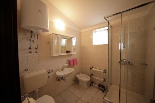 Apartments by the sea Seline, Paklenica - 6531