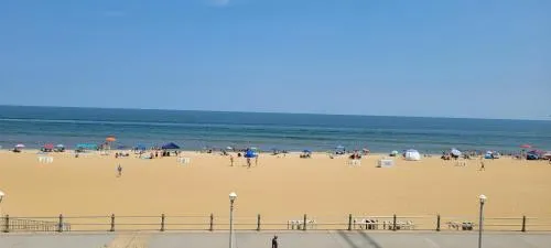 Beach Luxury Oceanfront in Virginia Beach