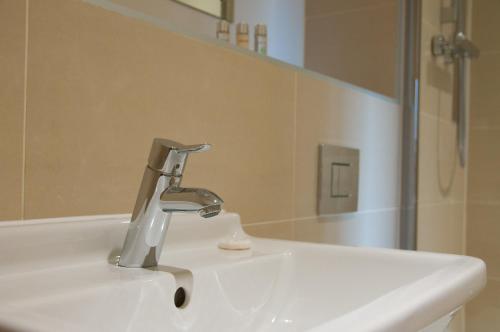 Cleyro Serviced Apartments - Finzels Reach photo 180