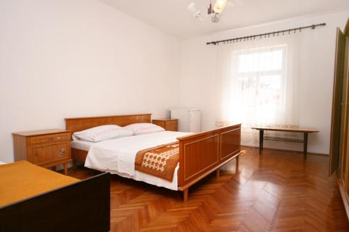 Apartments with parking space Seline, Paklenica - 6628