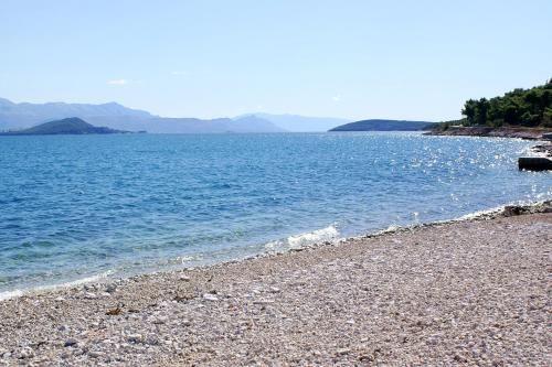 Fotografia z galérie ubytovania Apartments by the sea Slatine, Ciovo - 14596 v Trogiri