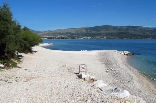 Fotografia z galérie ubytovania Apartments by the sea Slatine, Ciovo - 14596 v Trogiri