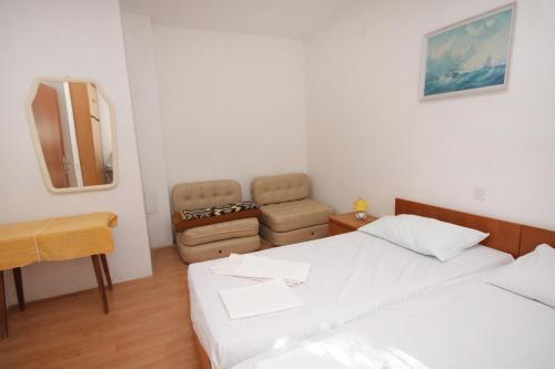 Apartment Suha Punta 5050a