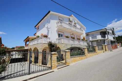 Apartment Maslenica 6572c