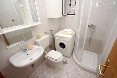 Apartment Podstrana 4859c