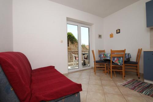 Apartment Podgora 6725a