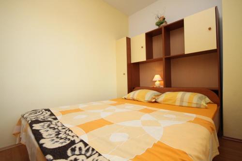 Apartment Starigrad 6587b