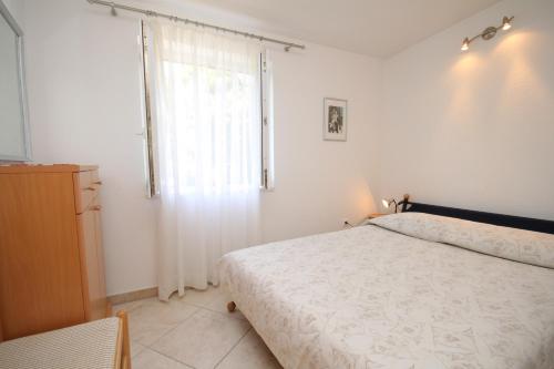 Apartment Podgora 6805c