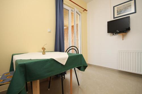 Apartment Starigrad 6587b