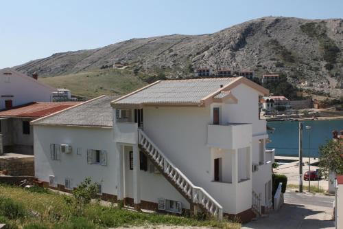 Apartment Metajna 6498e – Photos 2