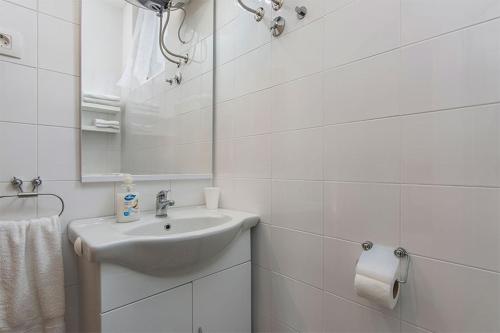 Studio Novigrad 2536b