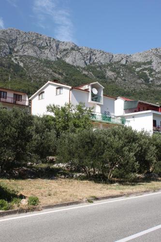 Double Room Gradac 6819a – Photos 2