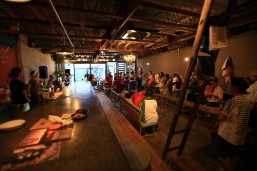 Kamp Houkan-cho Backpacker's Inn & Lounge