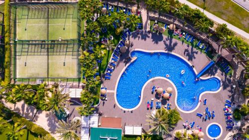 Gran Palas Hotel - Spa incluidoの敷地内または近くにあるプール