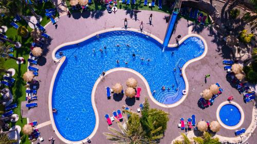 Gran Palas Hotel - Spa incluidoの敷地内または近くにあるプール