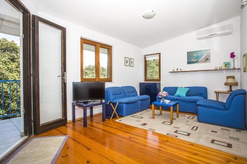 Apartments by the sea Razanj, Rogoznica - 4838