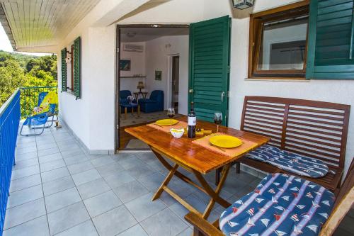 Apartments by the sea Razanj, Rogoznica - 4838