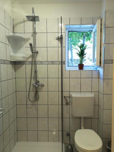 Apartments with parking space Banjol - Rab - 5071