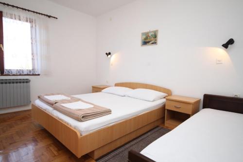 Apartments with a parking space Novi Vinodolski - 6567