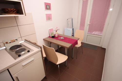 Apartments with parking space Podgora, Makarska - 6911