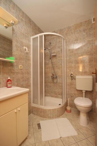 Apartments by the sea Podgora, Makarska - 6725