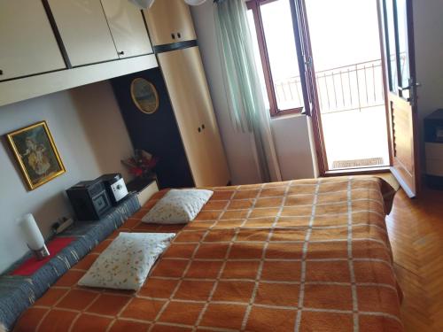 Apartments by the sea Podgora, Makarska - 6801