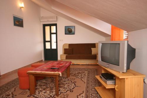 Apartments with a parking space Vodice - 6444