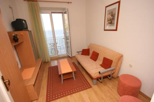 Apartments by the sea Podgora, Makarska - 6764