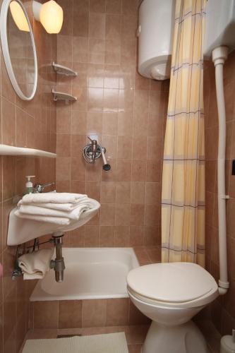 Apartments by the sea Podgora, Makarska - 6781